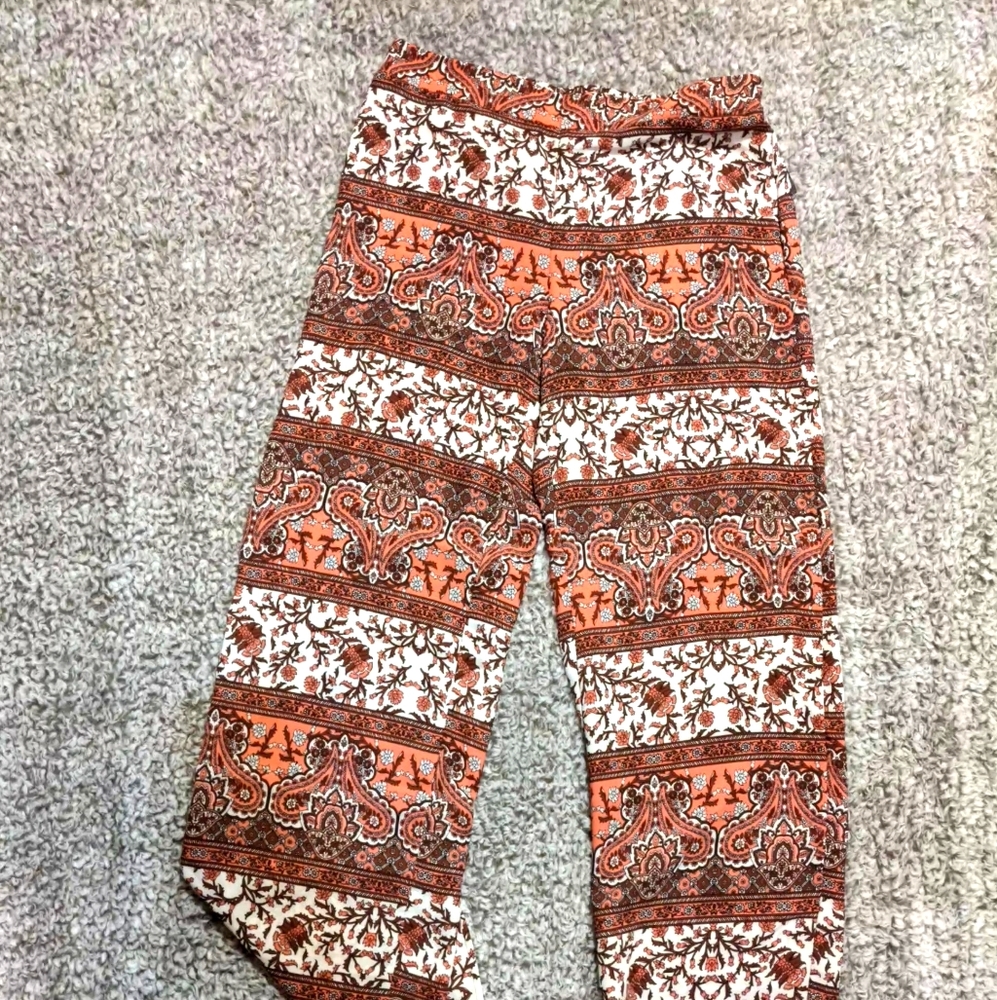 Wide-leg decorative pants NWT